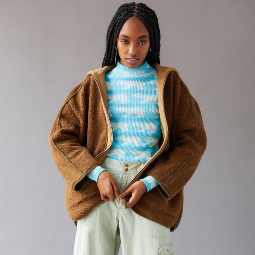 NWT UO Polar Bear BDG Shauna Jacquard Ribbed Lightweight Sweater - Picture 4 of 5